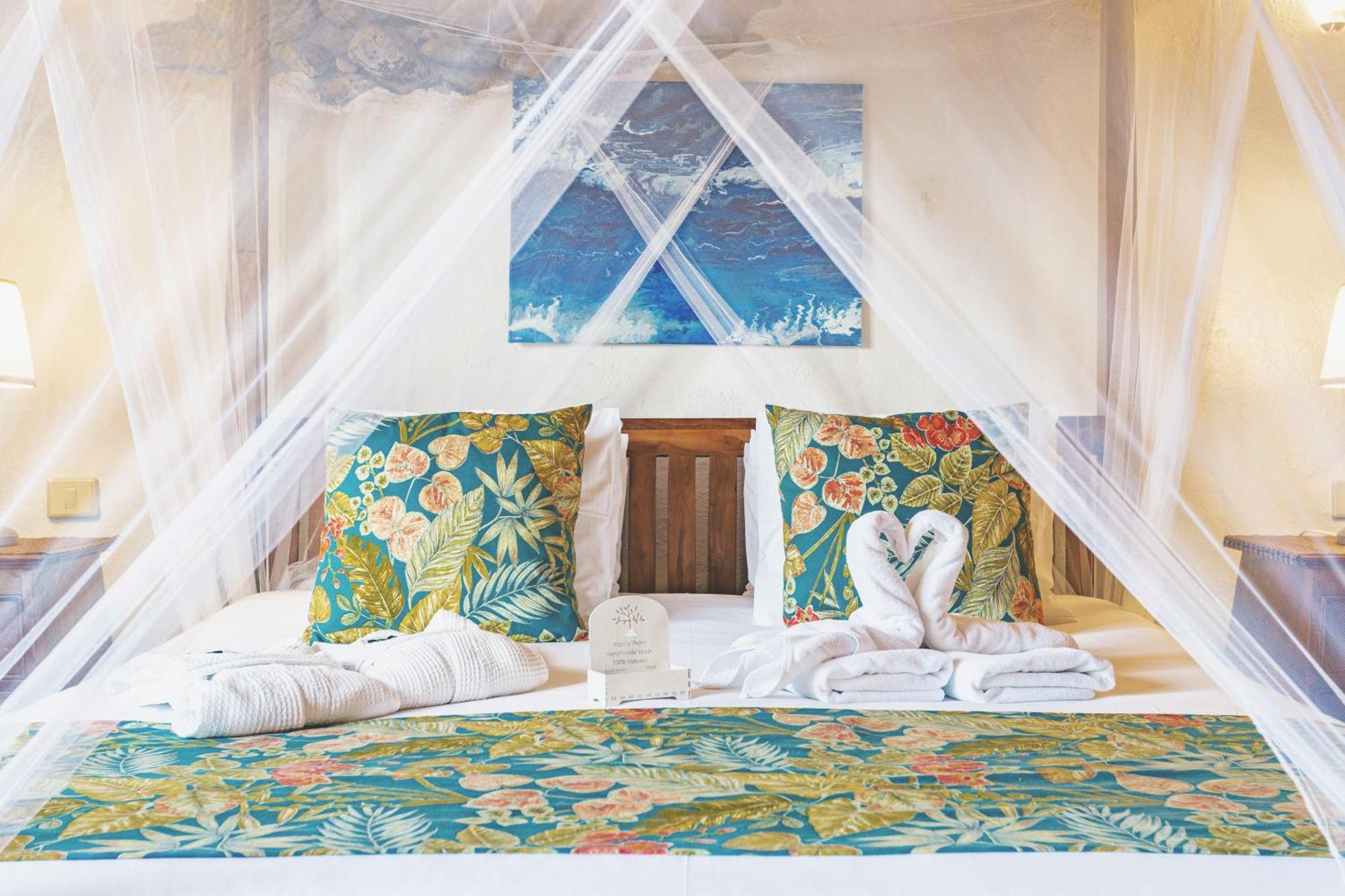 Finca De Arrieta Village - Yurts And Stone Cottages - Shared Pool - Walking Distance To Arrieta Beach - Eco Friendly Tabayesco Eksteriør bilde